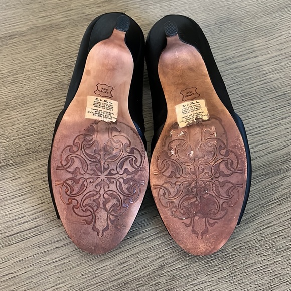 Kenneth Cole Reaction Peep toe pumps - Picture 4 of 5